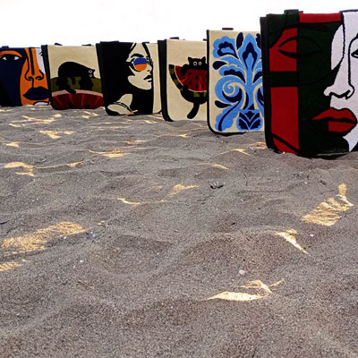NoBoringBagsArt - About author