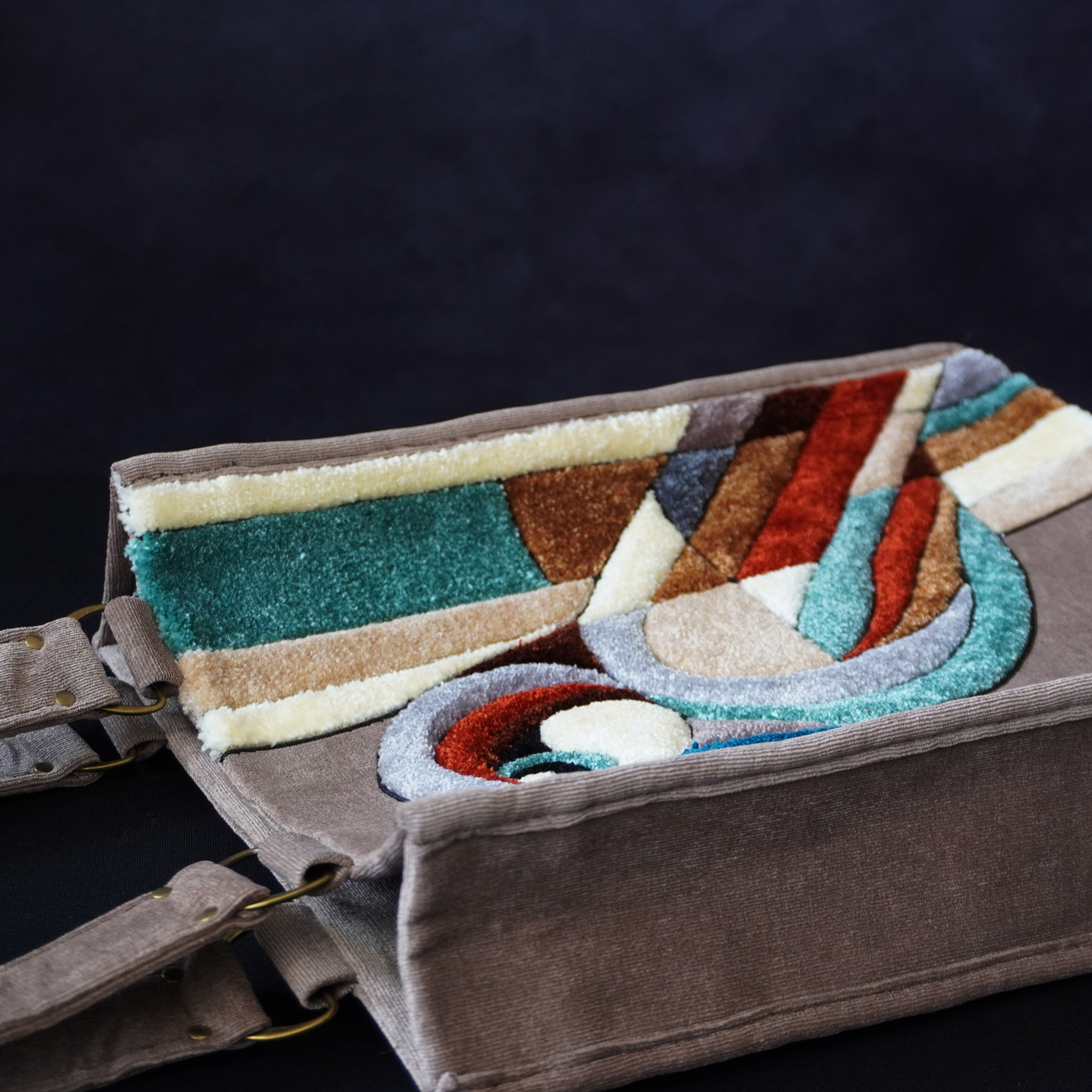 Sparrow Geometric Tote Bag details