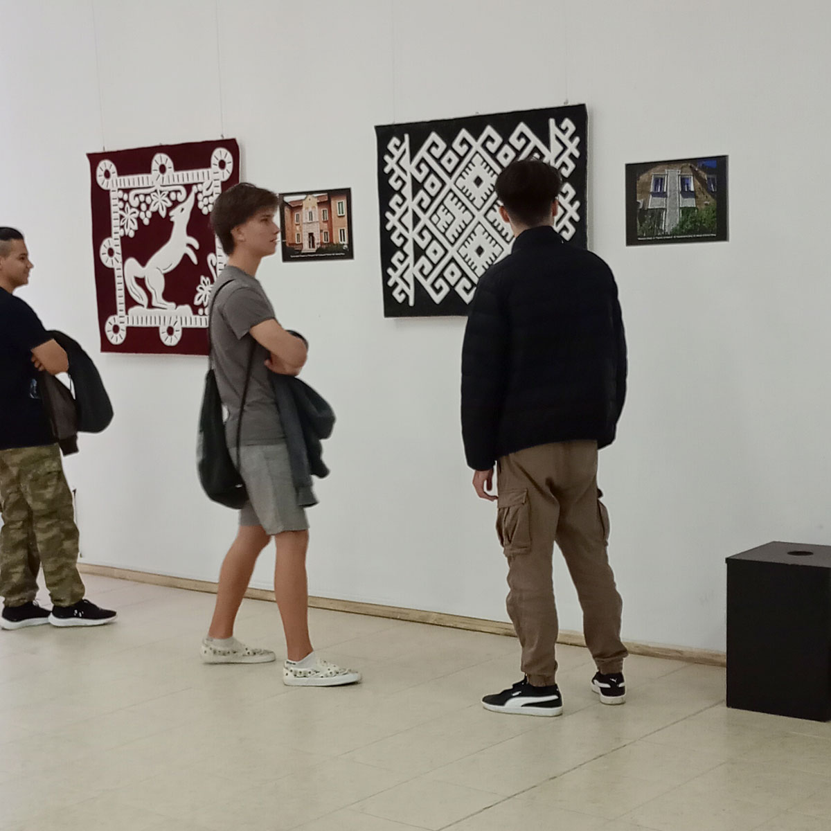 Exhibition The stone embroideries of Nova Kakhovka in textiles in Shumen, Bulgaria