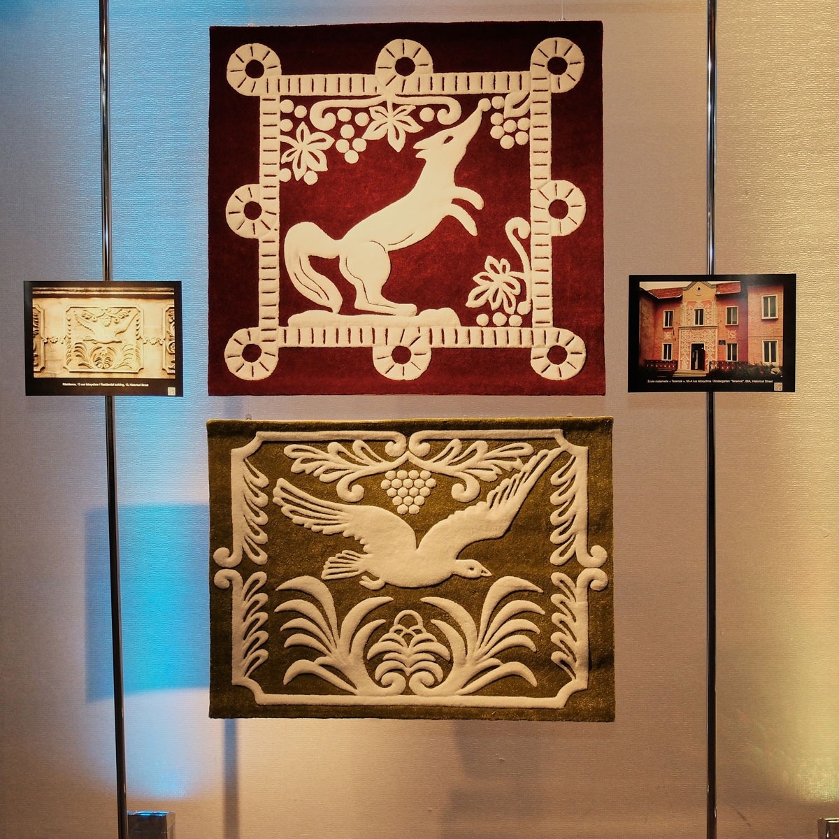 The stone embroideries of Nova Kakhovka in textiles in Brussels, Belgium